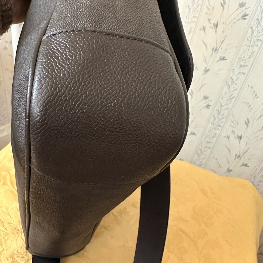 Michael Kors Brown Leather Laptop Bag - Picture 8 of 16
